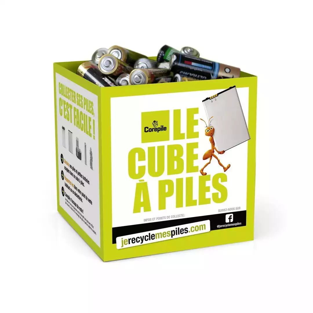 Cube &agrave; piles
